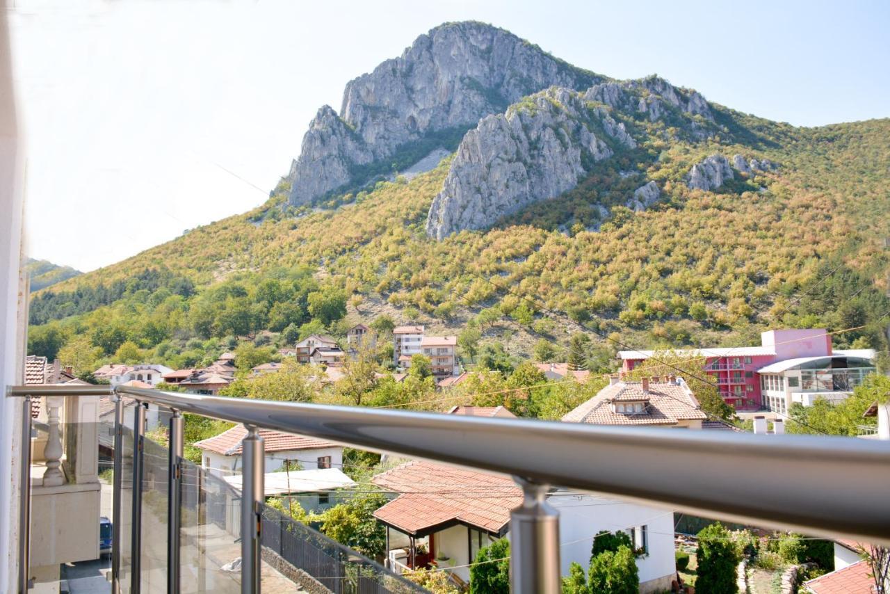 Раде 3-Враца Vratsa エクステリア 写真